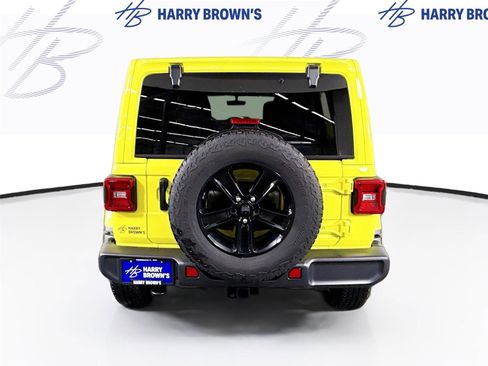 Used 2023 Jeep Wrangler Unlimited Sahara AWD/4WD image 29