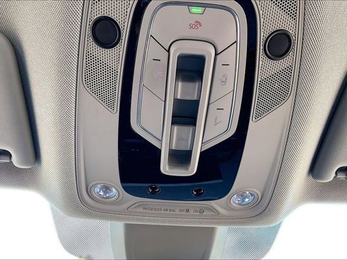 Used 2022 Audi Q5 2.0T Premium w/ Convenience Package image 37