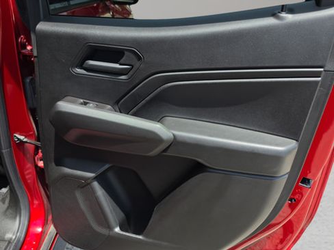 Used 2025 Chevrolet Colorado Trail Boss AWD/4WD image 54