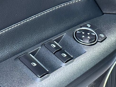 Used 2022 Ford Mustang Premium RWD image 20
