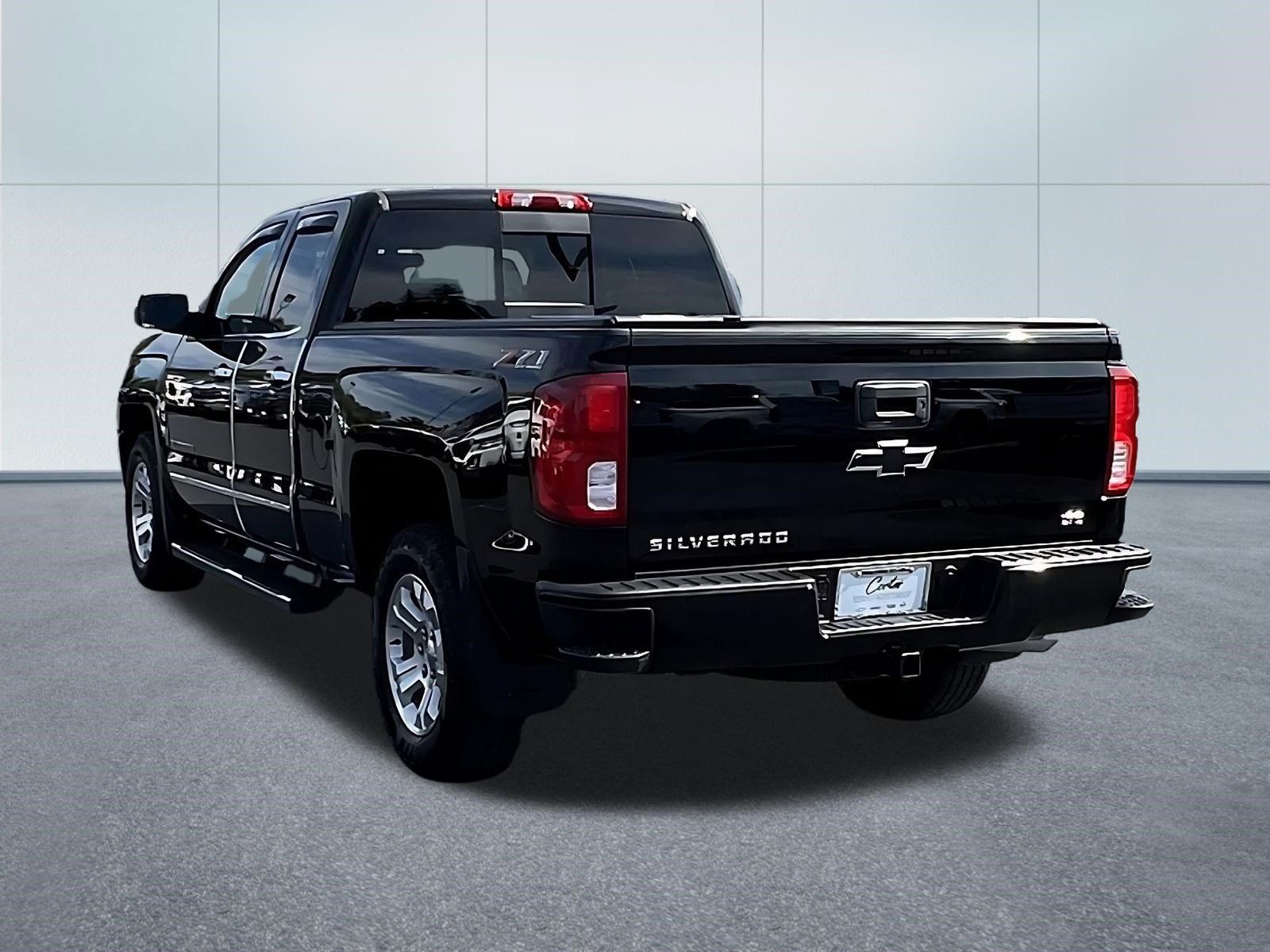 Used 2018 Chevrolet Silverado 1500 LTZ Z71 AWD/4WD image 4