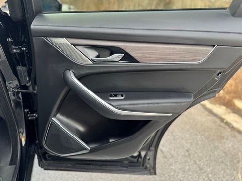 Used 2023 Jaguar F-PACE S image 17