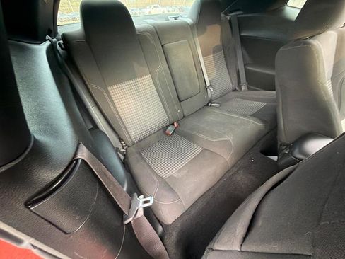 Used 2020 Dodge Challenger SXT image 27