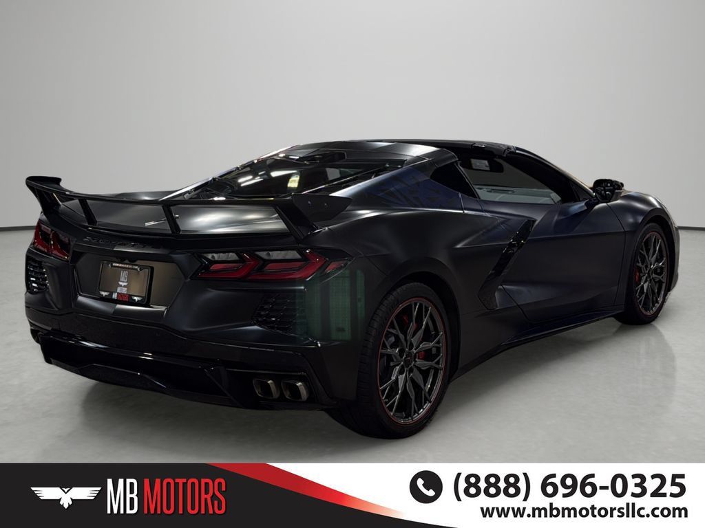 Used 2024 Chevrolet Corvette Stingray Preferred Cpe w/ Battery Protection Package RWD image 4