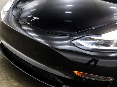 Used 2020 Tesla Model 3 Standard Range Plus image 12