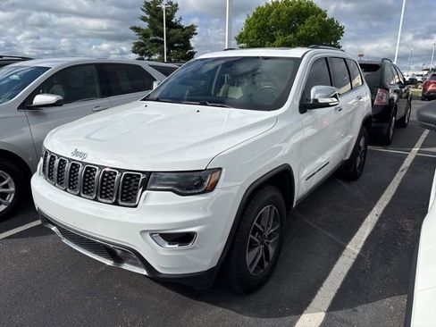 Used 2020 Jeep Grand Cherokee Limited w/ Trailer Tow Group IV AWD/4WD image 3