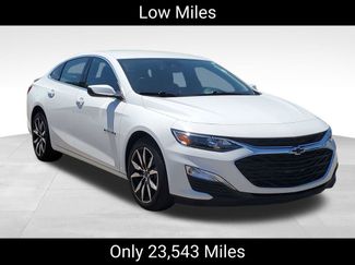 Used 2024 Chevrolet Malibu RS w/ LPO, Floor Liner Package FWD video 2