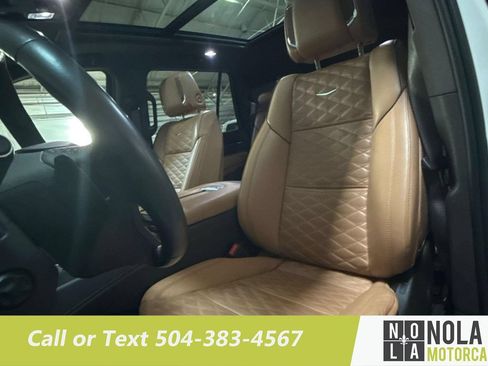 Used 2022 Cadillac Escalade Premium Luxury RWD image 26