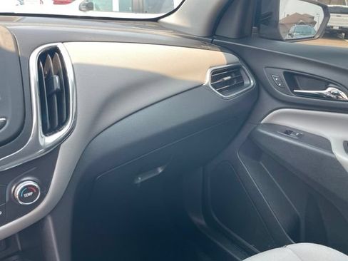 Used 2020 Chevrolet Equinox LT AWD/4WD image 25