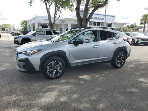 Used 2024 Subaru Crosstrek 2.0i Premium AWD/4WD image 2