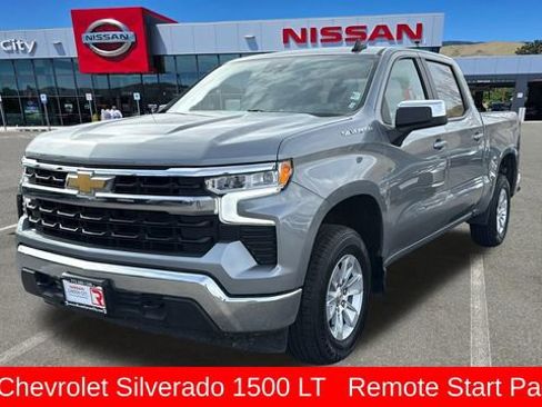 Used 2025 Chevrolet Silverado 1500 LT image 7