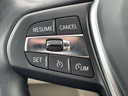 Certified 2023 BMW 330i Sedan w/ Premium Package image 19