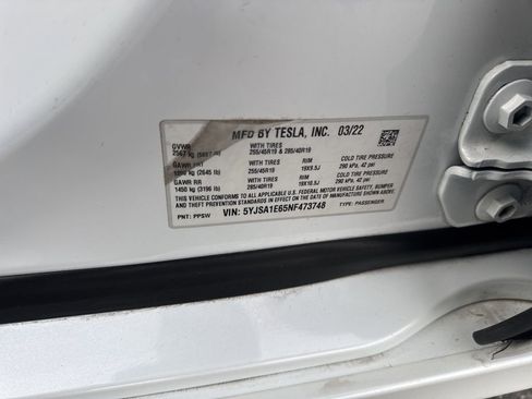 Used 2022 Tesla Model S Plaid image 38