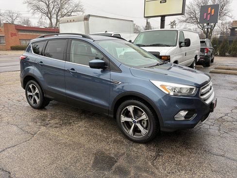 Used 2018 Ford Escape SEL w/ Ford Safe & Smart Package image 2