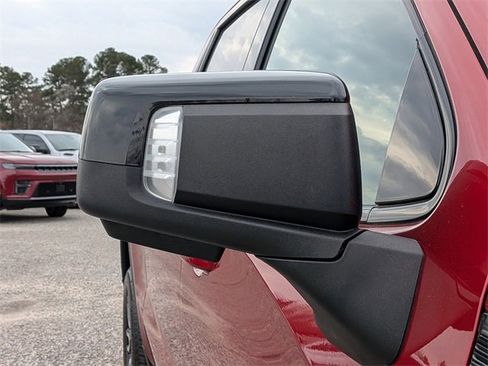 Used 2021 GMC Sierra 1500 AT4 w/ AT4 Value Package image 12