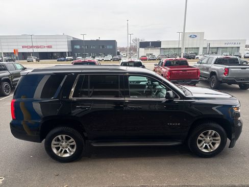 Used 2019 Chevrolet Tahoe LT image 4