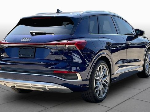 Used 2025 Audi Q4 e-tron Premium Plus w/ Premium Plus AWD/4WD image 12