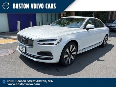 New 2024 Volvo S90 T8 Ultimate w/ Lounge Package
