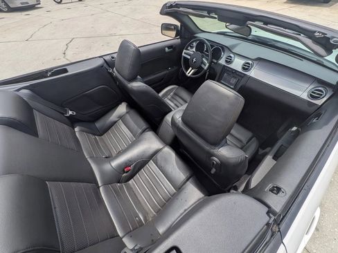 Used 2008 Ford Mustang GT Premium RWD image 11