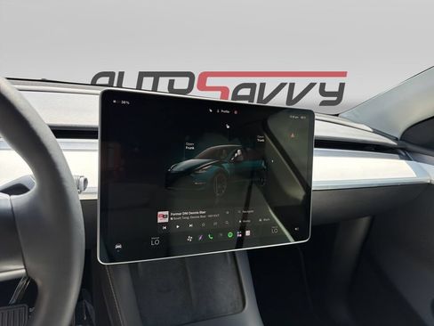 Used 2023 Tesla Model Y Long Range AWD/4WD image 13
