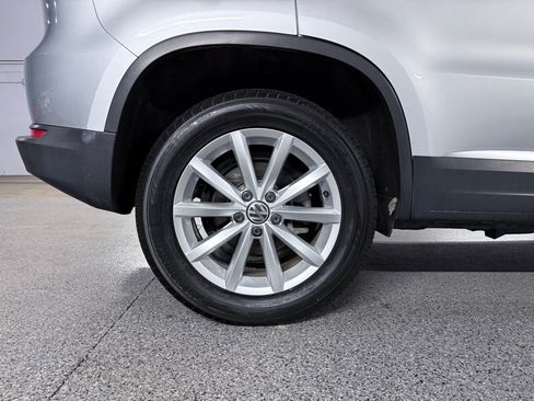 Used 2017 Volkswagen Tiguan Wolfsburg Edition AWD/4WD image 7