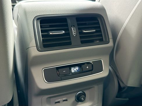 Used 2025 Audi Q5 2.0T Premium w/ Convenience Plus Package image 25