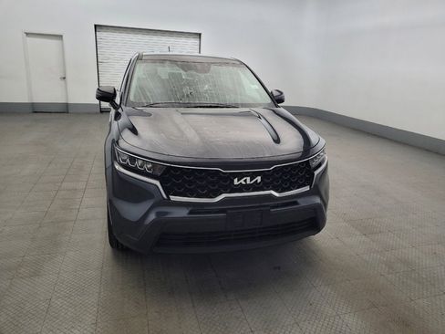Used 2023 Kia Sorento LX AWD/4WD image 14