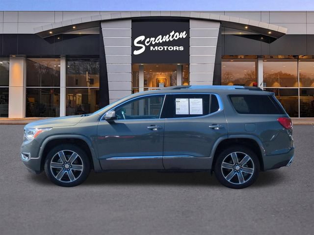 Used 2017 GMC Acadia Denali w/ Technology Package AWD/4WD image 2