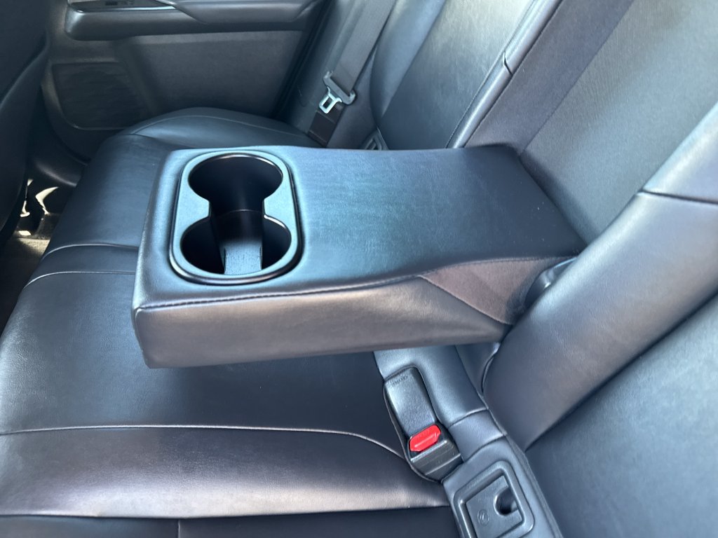 Used 2019 Lexus UX 200 w/ Accessory Package FWD image 36