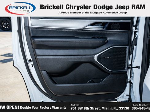 Used 2025 Jeep Wagoneer Series II w/ Convenience Group I AWD/4WD image 14