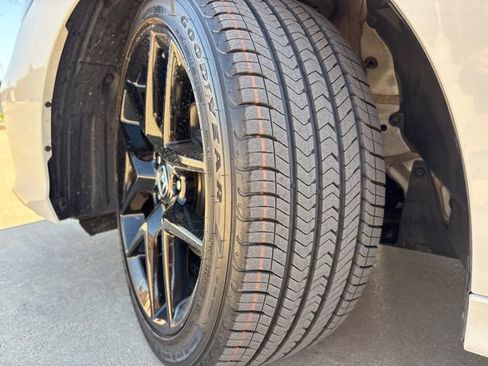 Used 2025 Honda Civic Sport image 17