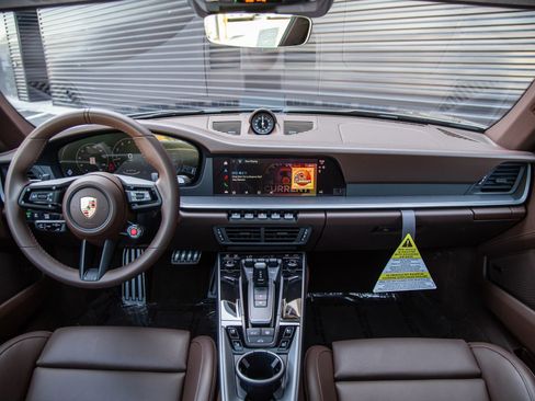 Used 2026 Porsche 911 Carrera S RWD image 21