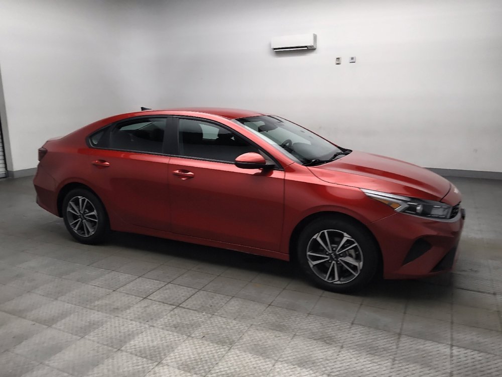 Used 2024 Kia Forte LXS w/ LXS Technology Package FWD image 11