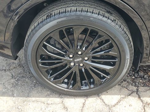 Used 2023 Lincoln Corsair AWD w/ Equipment Group 101A image 7