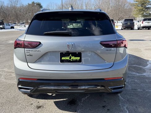Used 2025 Buick Envision Sport Touring image 4