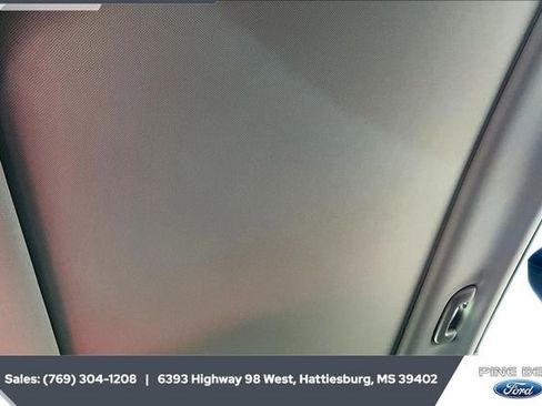 Used 2025 Kia Sorento EX w/ Panoramic Sunroof Package image 16