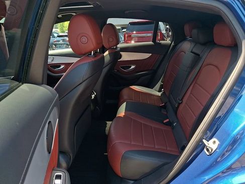 Used 2022 Mercedes-Benz GLC 300 4MATIC Coupe image 12