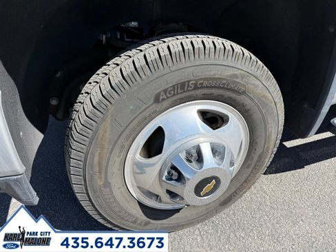 Used 2020 Chevrolet Silverado 3500 High Country AWD/4WD image 9