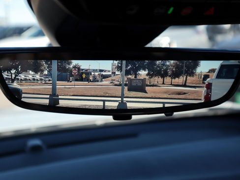 Used 2025 Chevrolet Equinox LT w/ Convenience Package II image 25