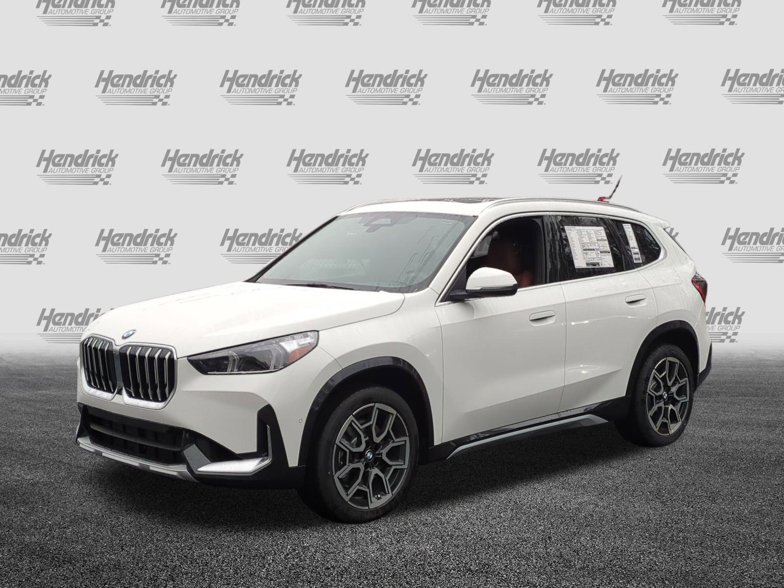 Certified 2026 BMW X1 xDrive28i w/ Technology Package AWD/4WD image 5