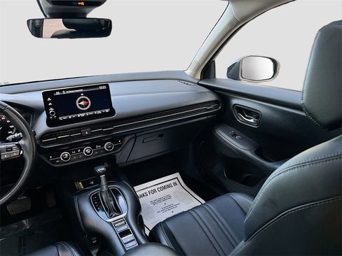 Used 2024 Honda HR-V EX-L image 24