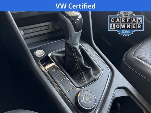 Certified 2023 Volkswagen Tiguan SEL R-Line image 25
