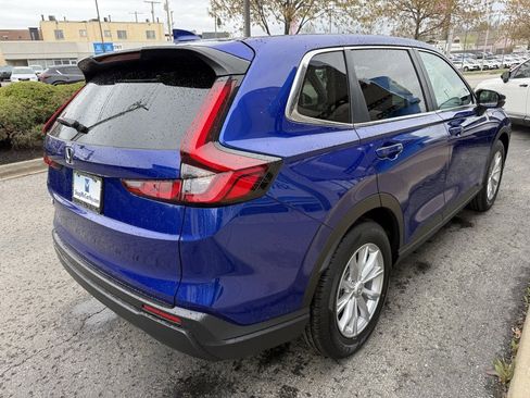 Certified 2025 Honda CR-V EX image 12