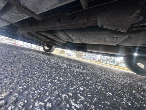 Used 2014 Chevrolet Suburban LTZ image 24