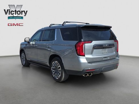 Used 2023 GMC Yukon Denali Ultimate AWD/4WD image 15