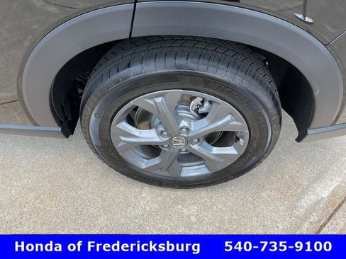 Used 2026 Honda HR-V LX image 11