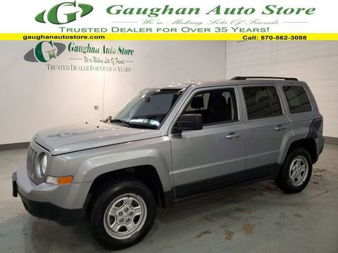 Used 2015 Jeep Patriot Sport w/ Power Value Group image 1