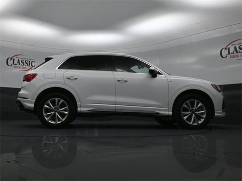 Used 2021 Audi Q3 2.0T Premium w/ Convenience Package image 30