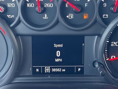 Used 2023 Chevrolet Silverado 1500 Custom image 15