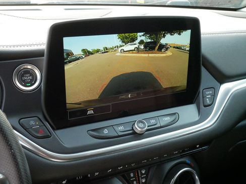 Used 2024 Chevrolet Blazer LT w/ Convenience Package FWD image 31